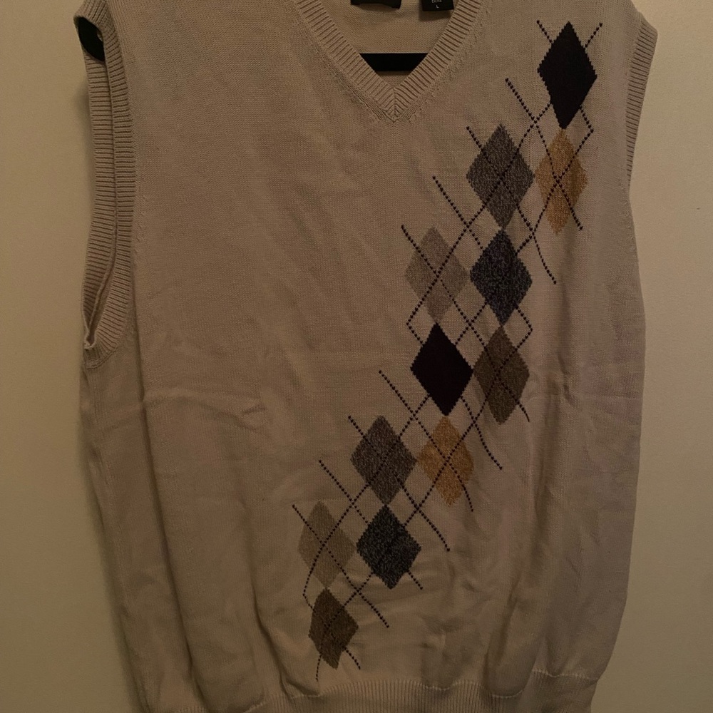 Men's Argyle Sweater Vest - Beige